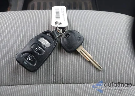 2017 Hyundai Elantra Se из США, поврежденный, VIN 5NPD84LF7HH070921